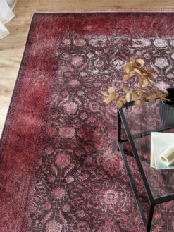 Titelseite 46 Vintage-Teppich, Pink-Blue