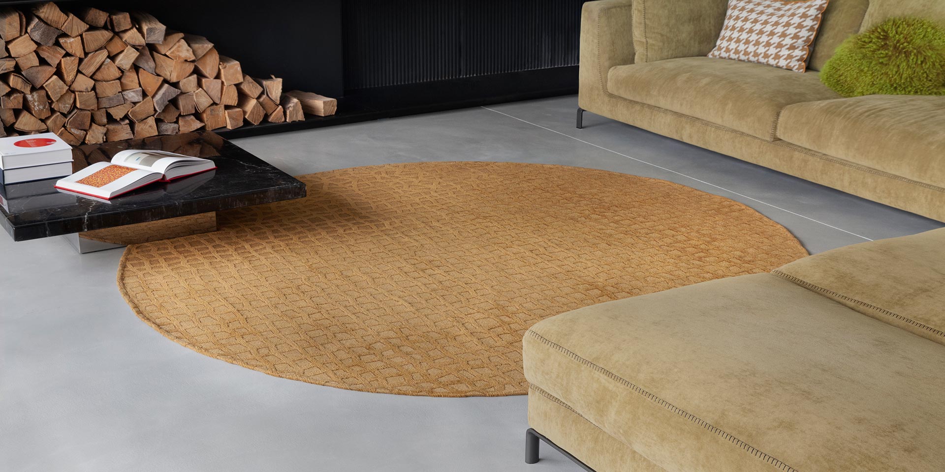 Titelseite 1 Titelseite -Deline Verkäufe Louis De Poortere 9248 Structures Trammel Roman Gold header